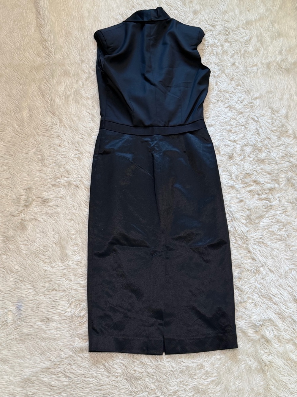 G. Label by goop Structured Black Sheath Dress - Size 4 - Picture 3 of 9